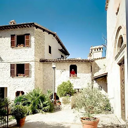 Borgo San Valentino 4* Montefranco