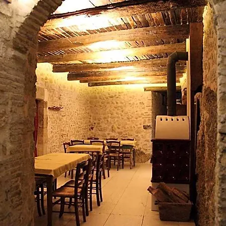 Borgo San Valentino Hotell