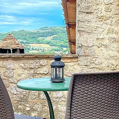 Hotel Borgo San Valentino 4*